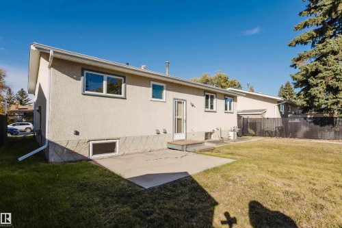 30 Brampton Street S, Spruce Grove, AB 