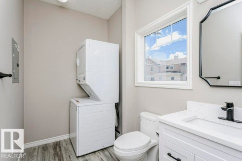 101 3010 33 Avenue, Edmonton, AB 