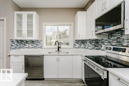 101 3010 33 Avenue, Edmonton, AB 