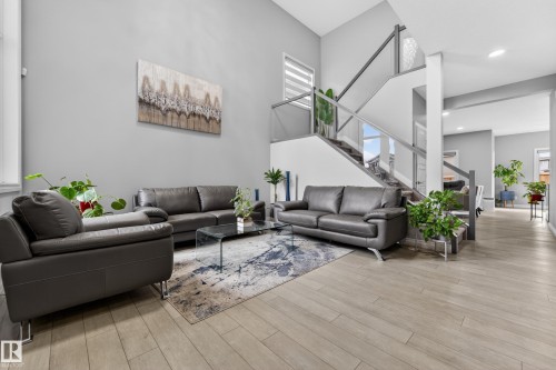 1231 26 Street, Edmonton, AB 