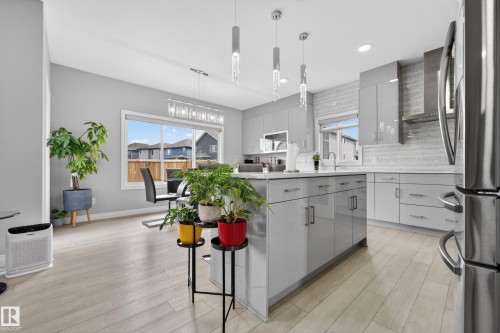 1231 26 Street, Edmonton, AB 