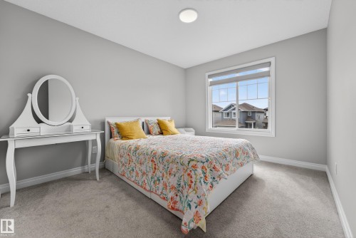 1231 26 Street, Edmonton, AB 