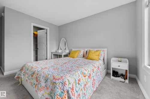 1231 26 Street, Edmonton, AB 