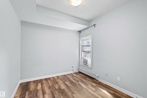 307 10611 117 Street, Edmonton, AB 