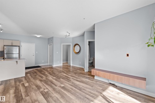 307 10611 117 Street, Edmonton, AB 