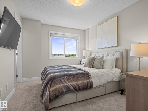 16 330 Bulyea Road, Edmonton, AB 