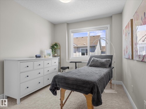 16 330 Bulyea Road, Edmonton, AB 