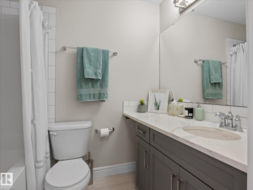 16 330 Bulyea Road, Edmonton, AB 