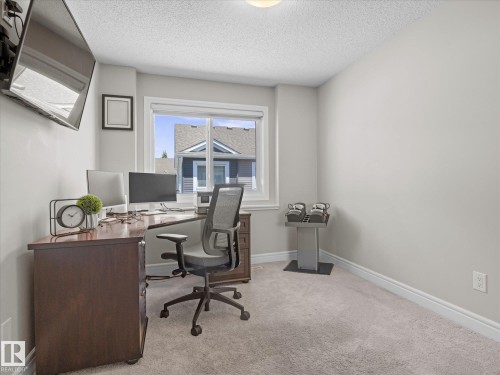 16 330 Bulyea Road, Edmonton, AB 