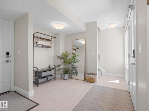16 330 Bulyea Road, Edmonton, AB 