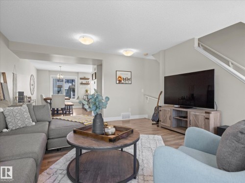 16 330 Bulyea Road, Edmonton, AB 