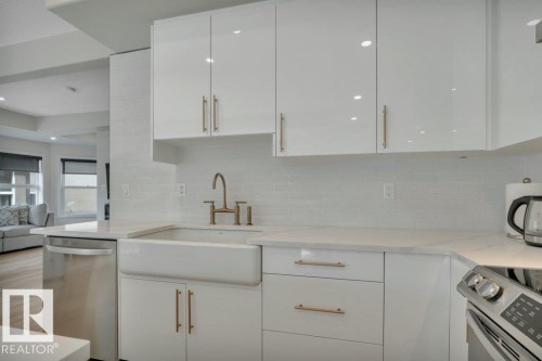 12 1720 Garnett Point(E), Edmonton, AB 