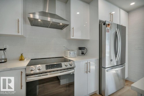12 1720 Garnett Point(E), Edmonton, AB 