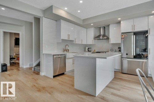 12 1720 Garnett Point(E), Edmonton, AB 