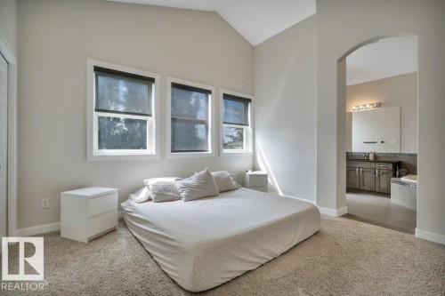12 1720 Garnett Point(E), Edmonton, AB 