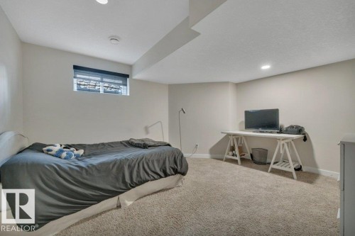 12 1720 Garnett Point(E), Edmonton, AB 