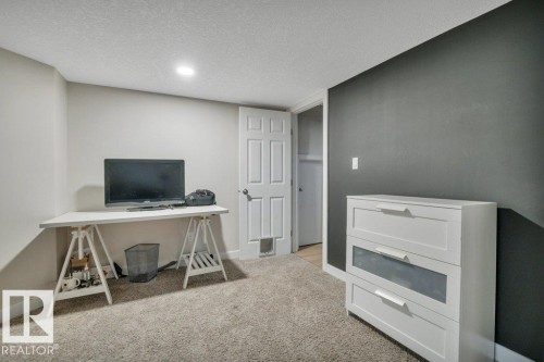 12 1720 Garnett Point(E), Edmonton, AB 