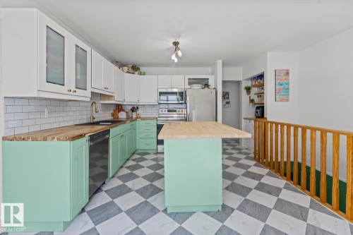 2006 3 Avenue, Cold Lake, AB 