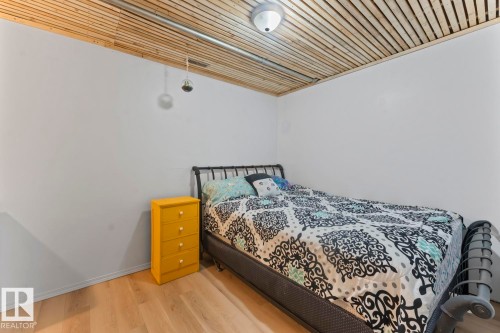 2006 3 Avenue, Cold Lake, AB 