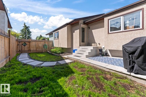 2006 3 Avenue, Cold Lake, AB 