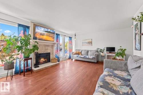 2006 3 Avenue, Cold Lake, AB 