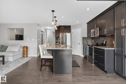 1103 176 Street, Edmonton, AB 