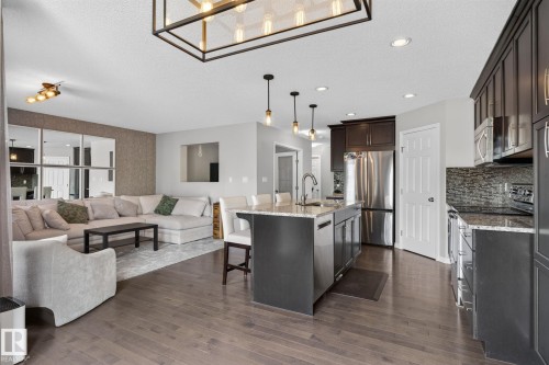 1103 176 Street, Edmonton, AB 