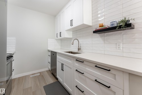1164 Knottwood Road E, Edmonton, AB 