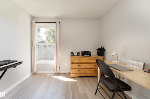 1164 Knottwood Road E, Edmonton, AB 