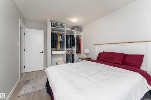 1164 Knottwood Road E, Edmonton, AB 