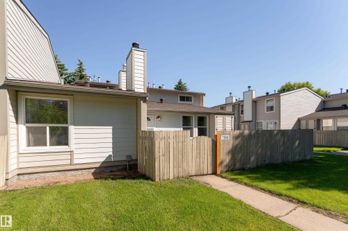 1164 Knottwood Road E, Edmonton, AB 