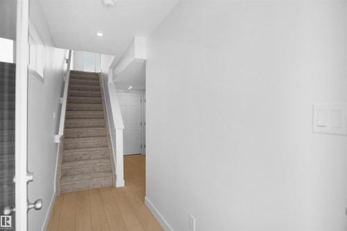 21032 24 Avenue, Edmonton, AB 