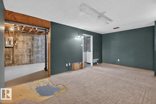 12C Twin Terrace, Edmonton, AB 