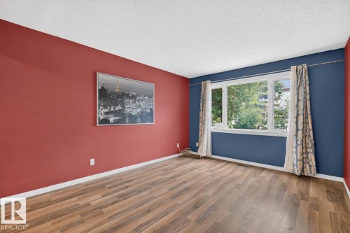 12C Twin Terrace, Edmonton, AB 