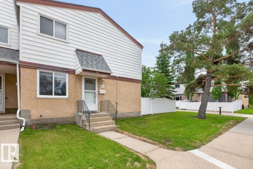 12C Twin Terrace, Edmonton, AB 