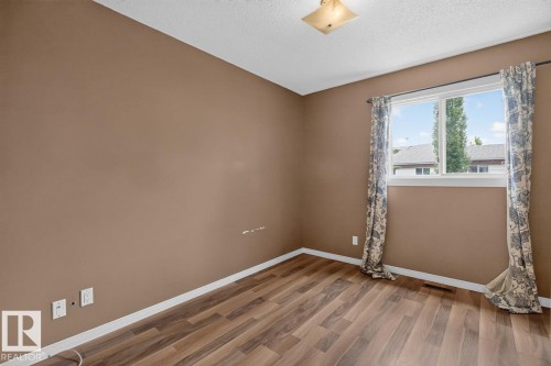 12C Twin Terrace, Edmonton, AB 