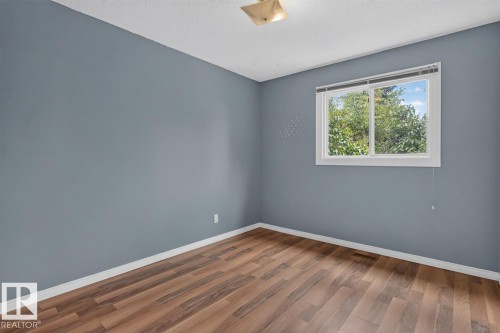 12C Twin Terrace, Edmonton, AB 