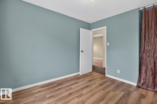 12C Twin Terrace, Edmonton, AB 