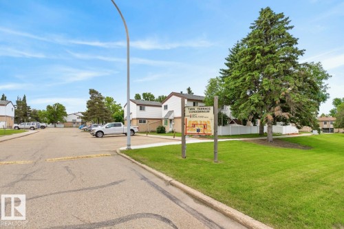 12C Twin Terrace, Edmonton, AB 