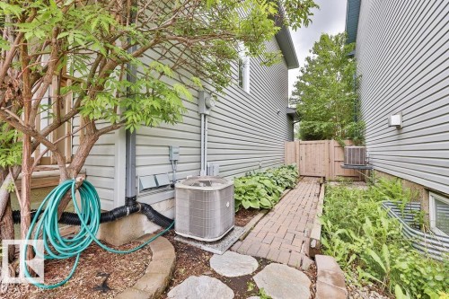 8760 Stein Lane, Edmonton, AB 