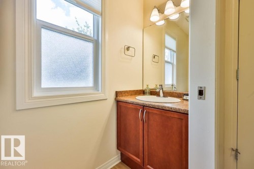 8760 Stein Lane, Edmonton, AB 