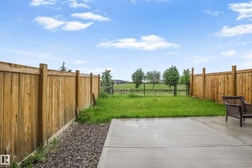 1222 Podersky Wynd, Edmonton, AB 