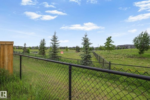 1222 Podersky Wynd, Edmonton, AB 