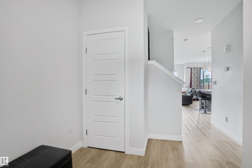 1222 Podersky Wynd, Edmonton, AB 