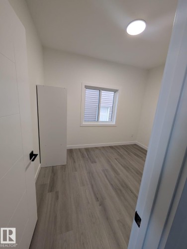 332 Roberts Wynd, Leduc, AB 