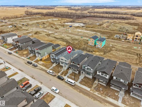332 Roberts Wynd, Leduc, AB 
