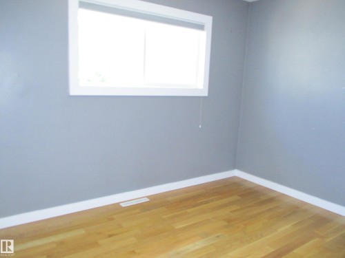 2nd bedroom on main floor - 10946 165 Street Nw, Edmonton, AB 
