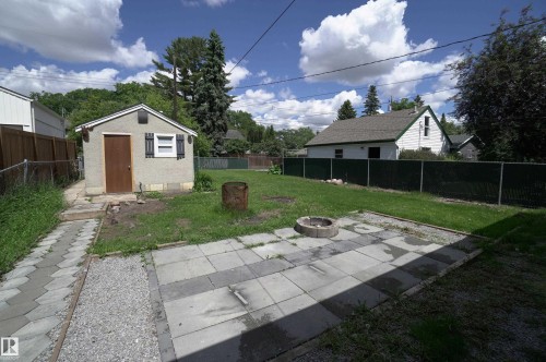 10922 62 Avenue, Edmonton, AB 