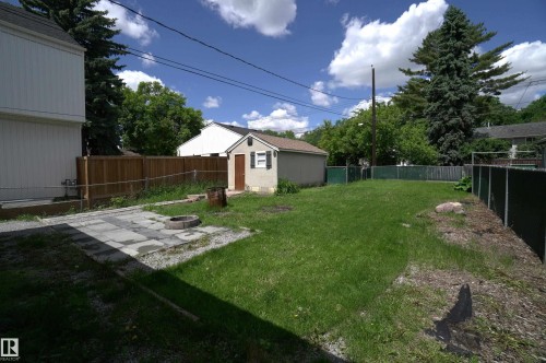 10922 62 Avenue, Edmonton, AB 