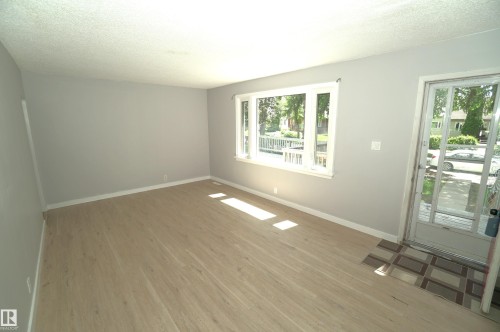 10922 62 Avenue, Edmonton, AB 
